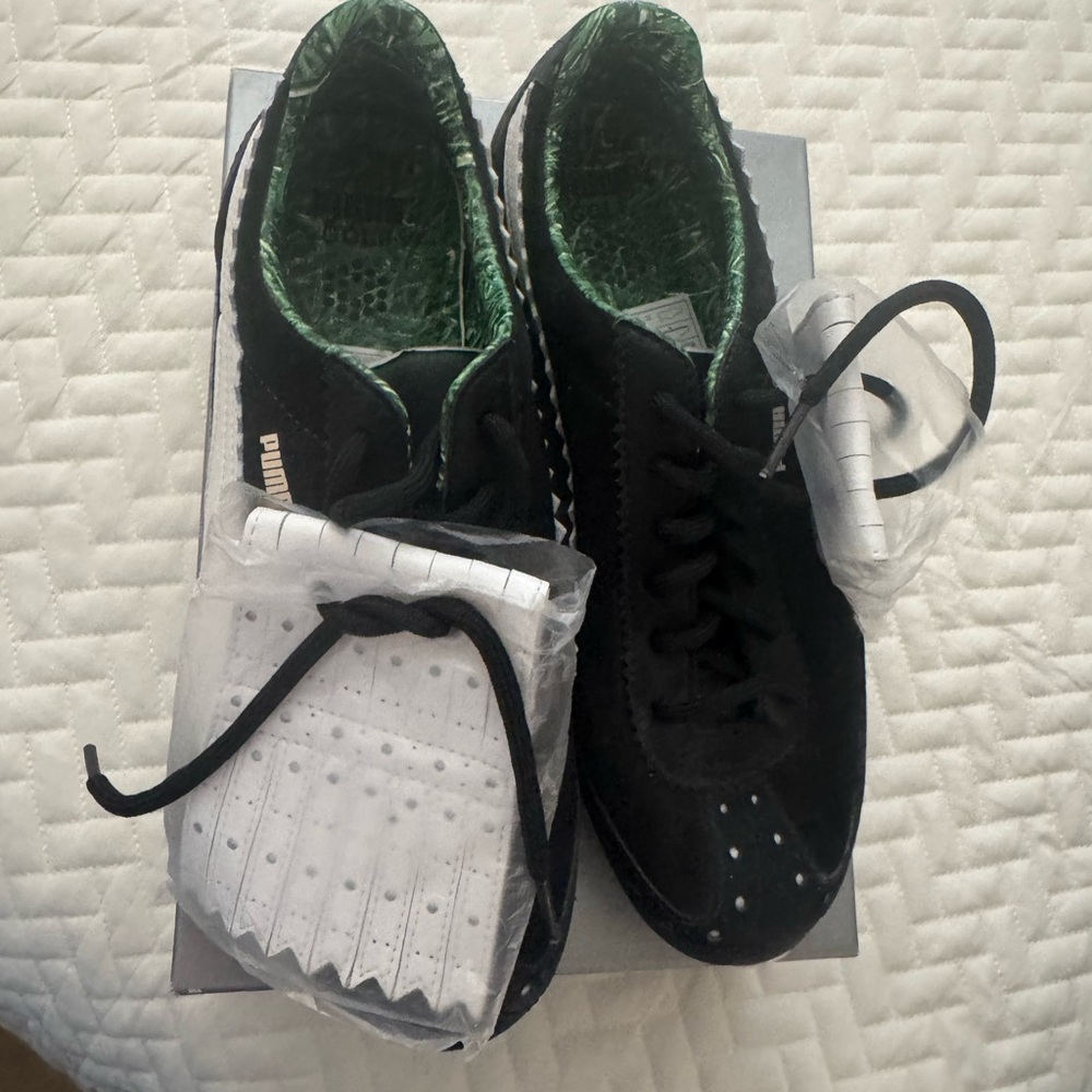 Puma Black Sneakers golf shoe black with white Accents 9 ladies